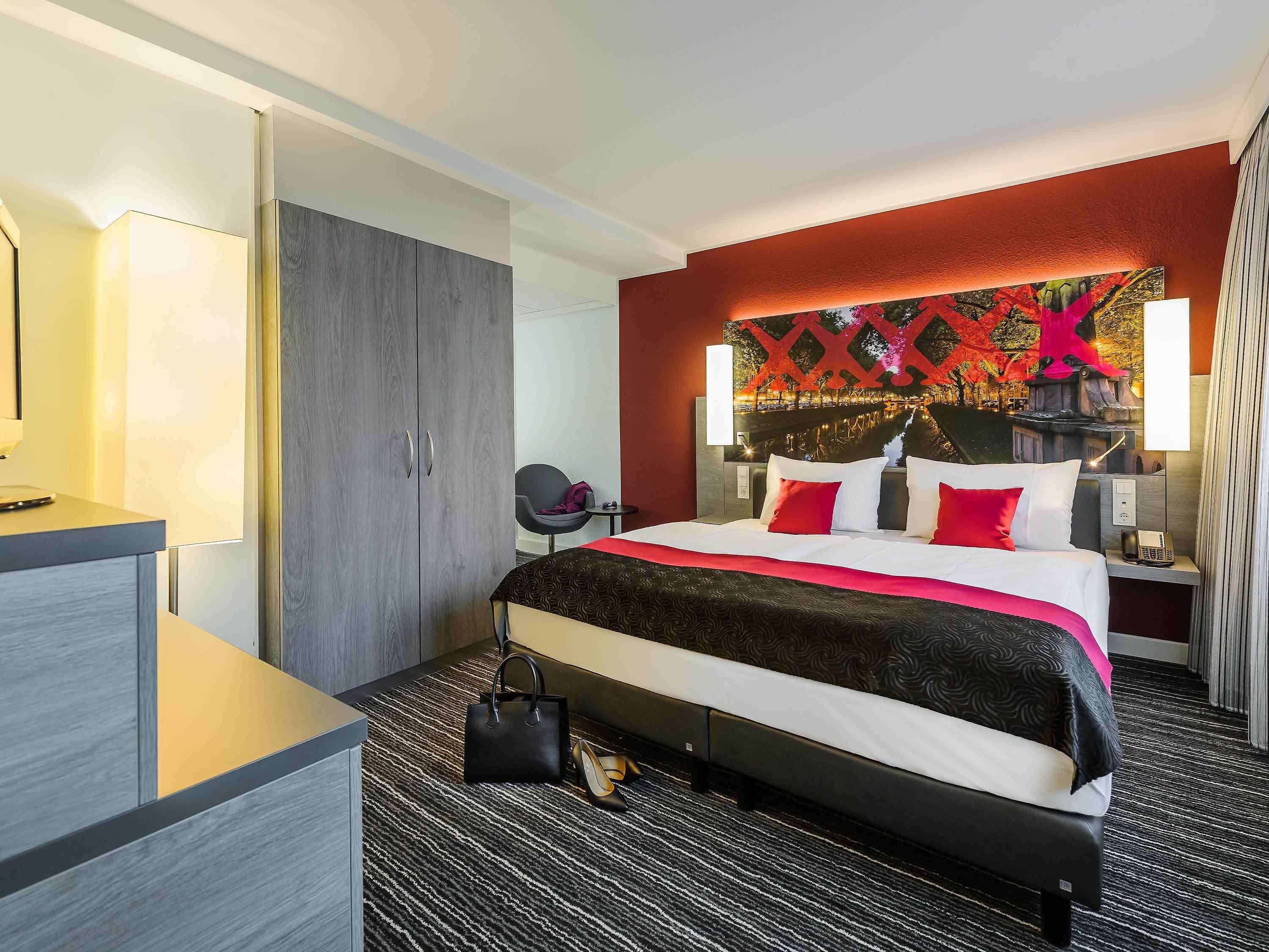 Mercure Hotel Duesseldorf Zentrum Bagian luar foto